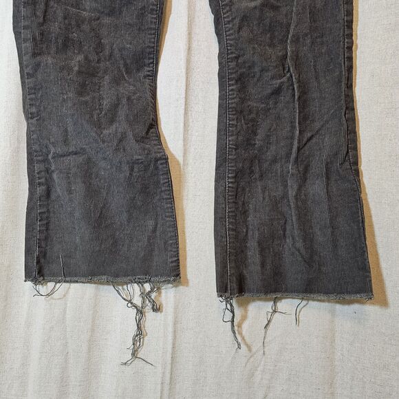 Current/Elliott Corduroy The Kick Jean Cropped in Washed Black Frayed Hem Sz 27 - Picture 2 of 12